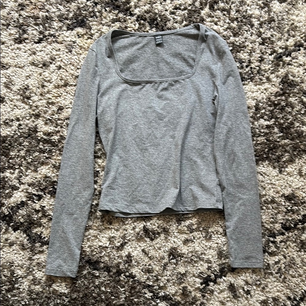 Gray Long Sleeve Women's Top
